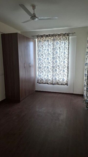 Room in 2 BHK Apartment at Sushma Joynest MOH, Bir Chhat – for Rent