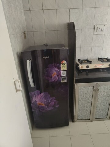 Furnished Amenities in 1 BHK Apartment at Vakola – for Rent