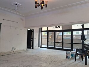 Parking in 3 BHK Builder Floor at East Of Kailash – for Rent