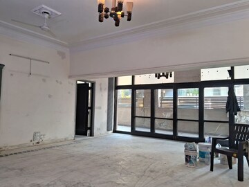 Parking in 3 BHK Builder Floor at East Of Kailash – for Rent