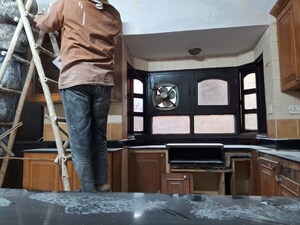 Furnished Amenities in 3 BHK Builder Floor at East Of Kailash – for Rent