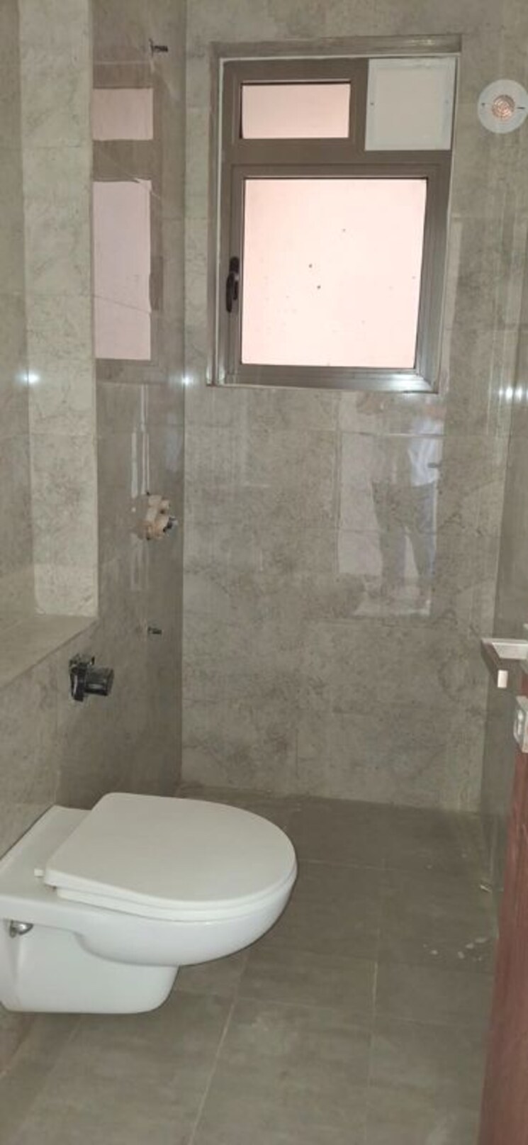 Bathroom, sheth-auris-bliss 2 Bedroom 677 Sq.Ft. Apartment In Malad West Mumbai 9942804