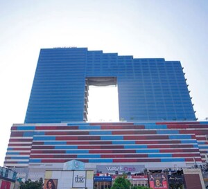  Shop – Exterior View View at Wave One, Sector 18 - for Rent