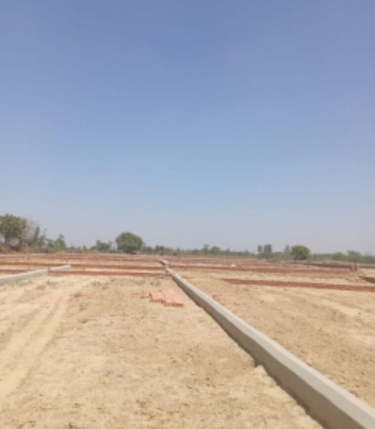 undefined, sector 77  250 Sq.Yd. Plot In Sector 77 Faridabad 9942808