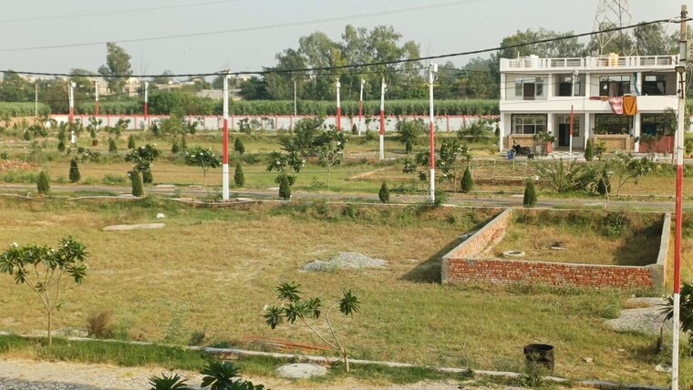 Garden, modipuram bypass  694 Sq.Ft. Plot In Modipuram Bypass Meerut 9942477