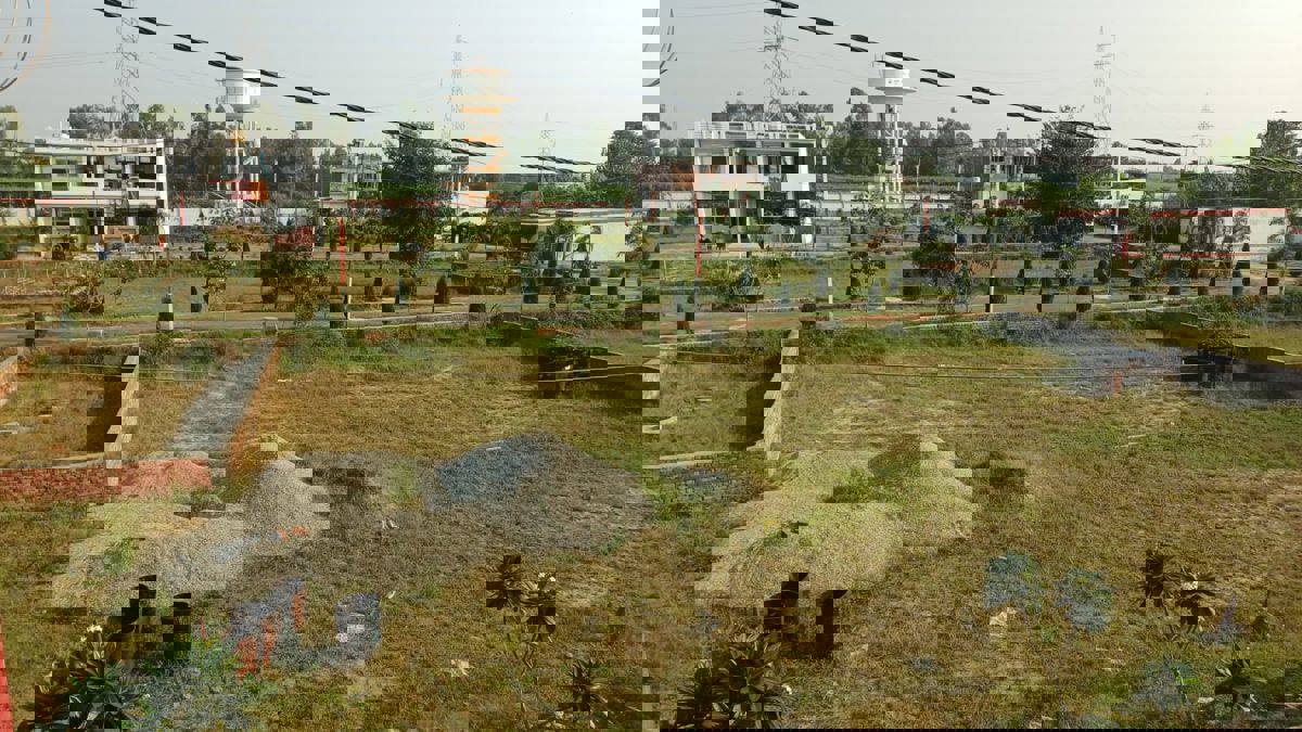  Plot – Garden View at Modipuram Bypass - for Sale