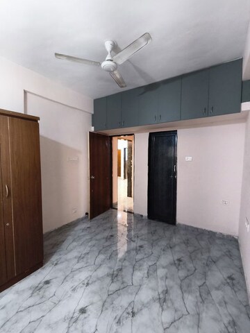 Room in 2 BHK Apartment at Park Express, Baner – for Rent