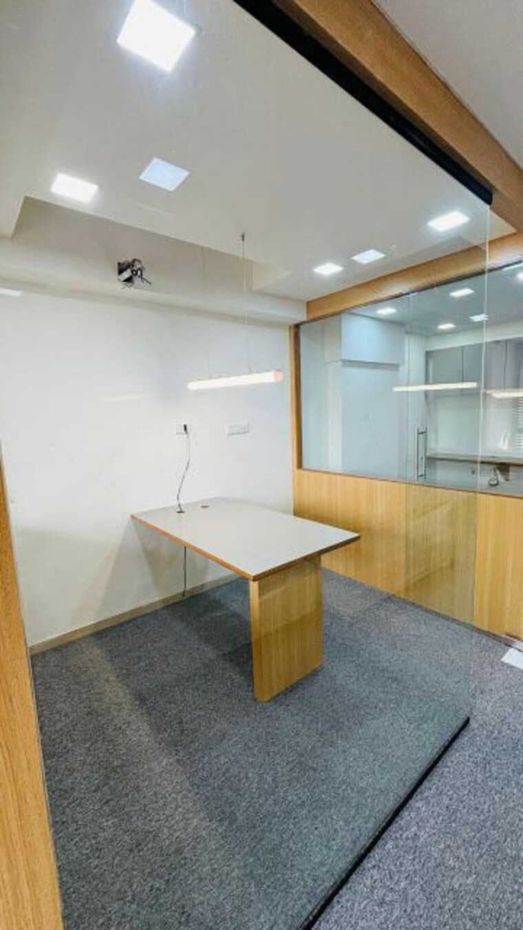 Floor Plan, ambli Commercial Office Space 750 Sq.Ft. In Ambli Ahmedabad 9943019