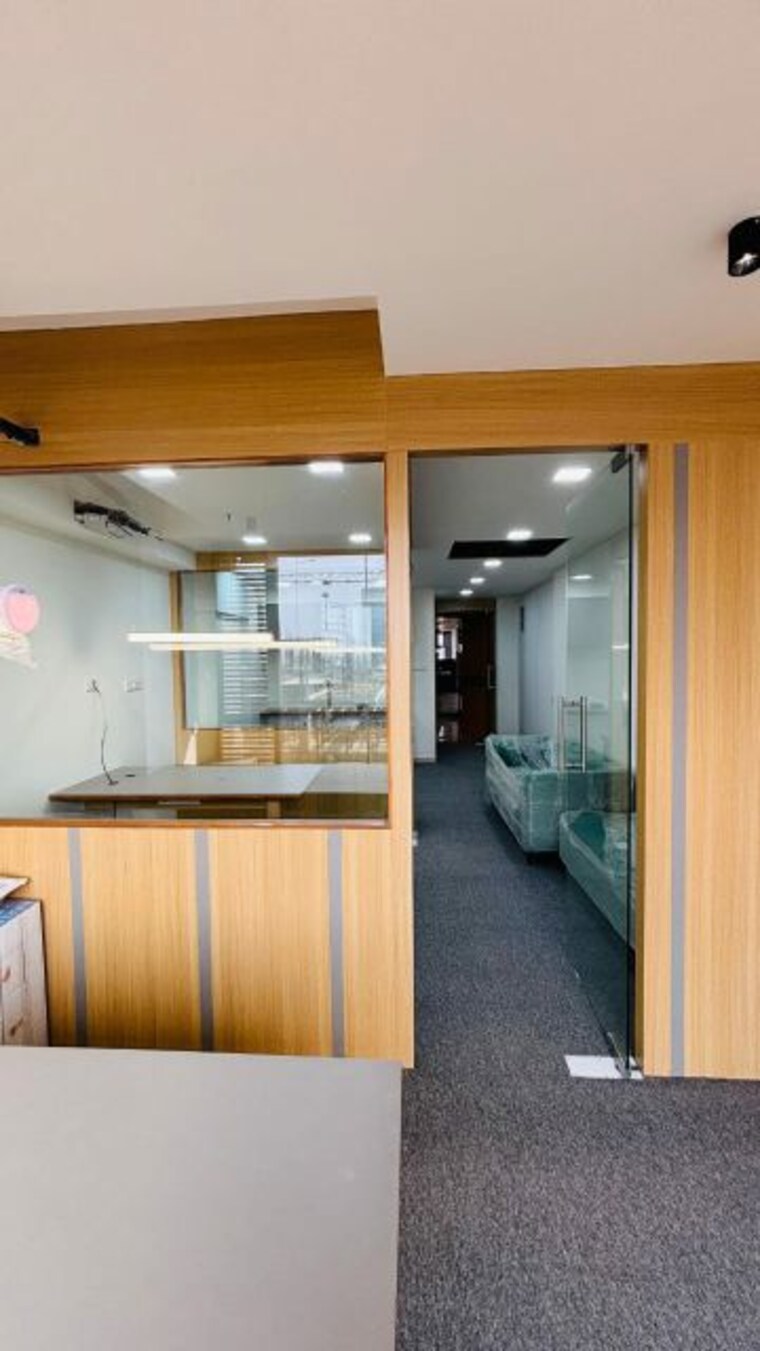 Floor Plan, ambli Commercial Office Space 750 Sq.Ft. In Ambli Ahmedabad 9943019