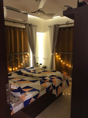 Bedroom in 2 BHK Apartment at Alta Vista Phase II, Chembur – for Rent