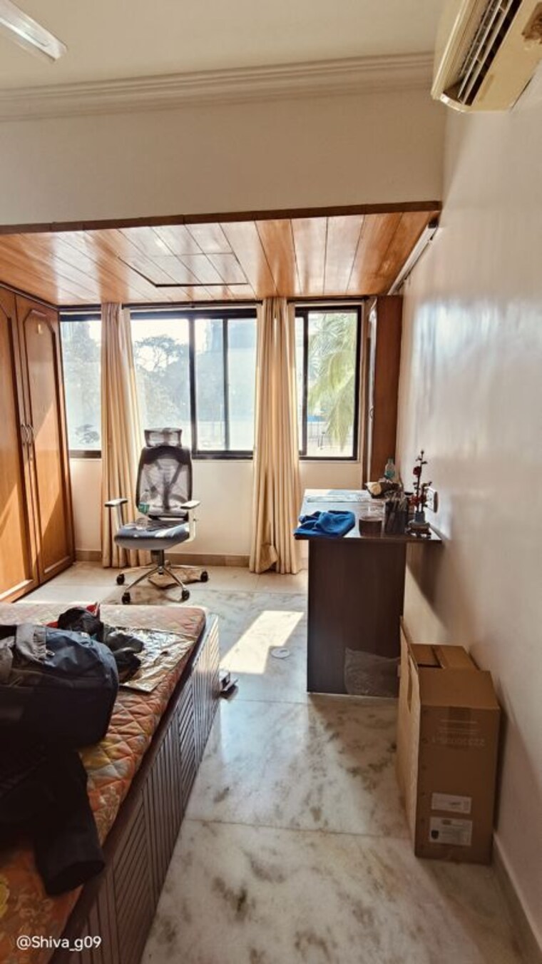 Bedroom, worli naka Pg For Girls In Worli Naka 9943053