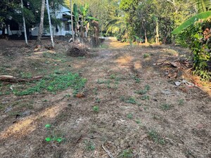  Plot For Sale in Mala