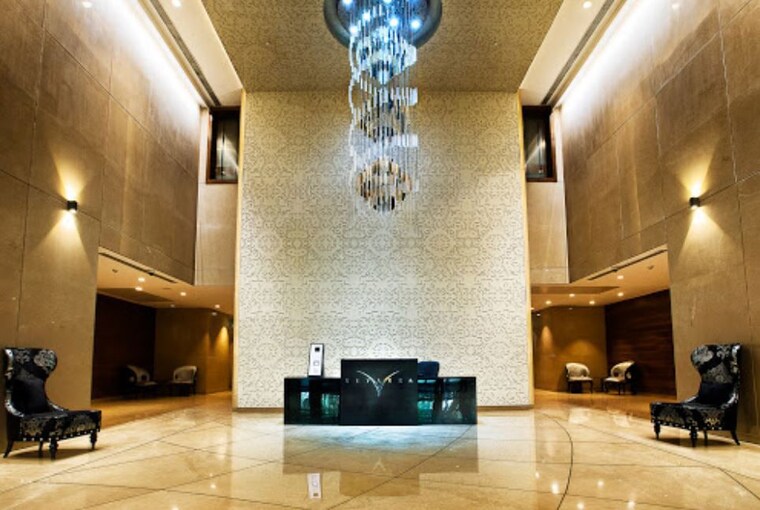 Common Area, k-raheja-modern-vivarea 3 Bedroom 2130 Sq.Ft. Apartment In Mahalaxmi Mumbai 9943064