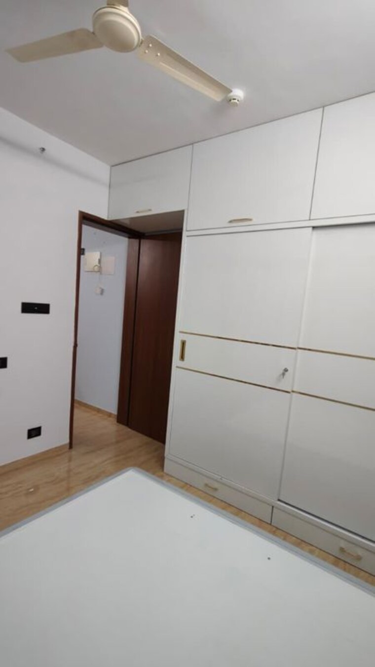 Room, sayali-garden 2 Bedroom 900 Sq.Ft. Apartment In Aundh Pune 9943107