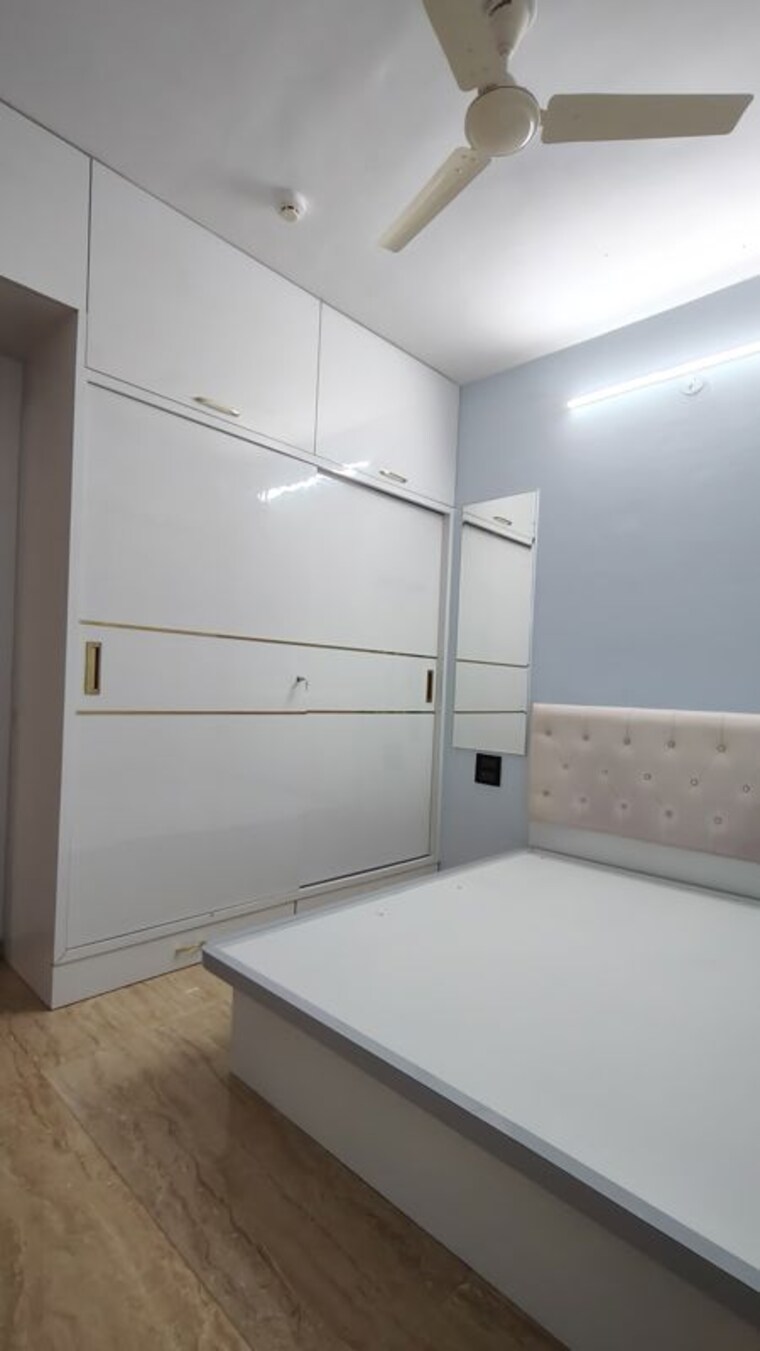 undefined, sayali-garden 2 Bedroom 900 Sq.Ft. Apartment In Aundh Pune 9943107