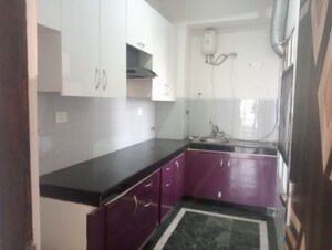 Kitchen in 2 BHK Apartment at DLF Regency Park I, Dlf Phase iv – for Rent