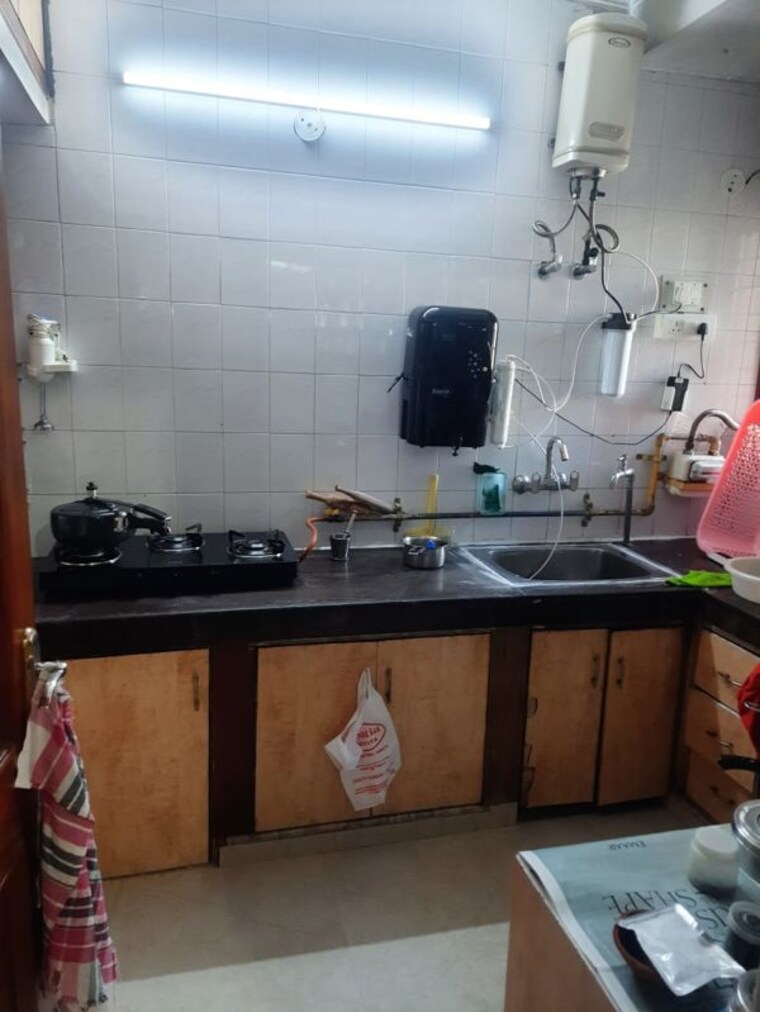 Kitchen, ivory-county 3 Bedroom 2034 Sq.Ft. Apartment In Sector 115 Noida 9943238