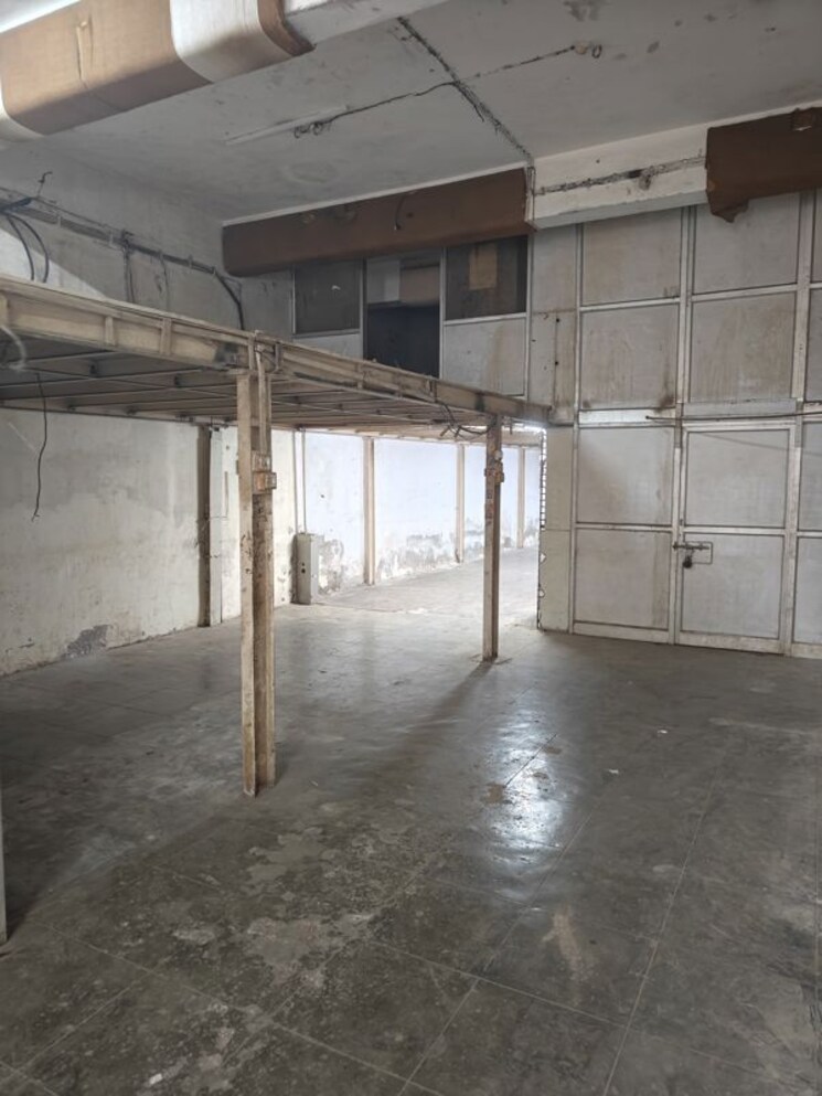 undefined, laxmi-industrial-estate Commercial Office Space 1800 Sq.Ft. In Andheri West Mumbai 9943317