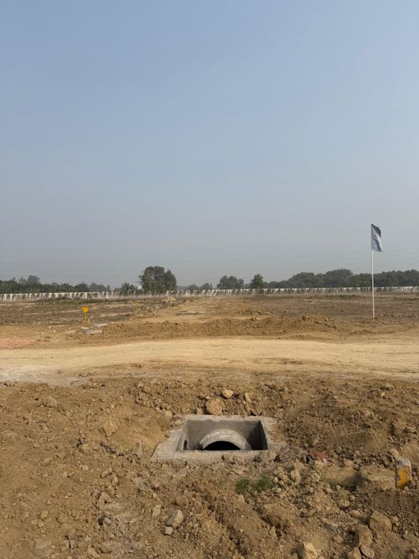 Plot For Sale in Mohanlalganj