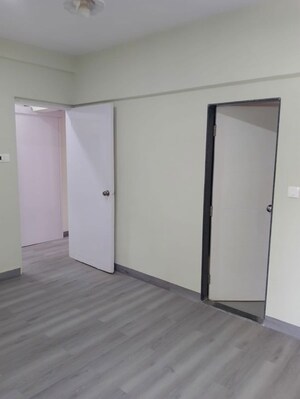 Room in 2 BHK Apartment at Shubh Tirupati Apartment, Andheri West – for Rent