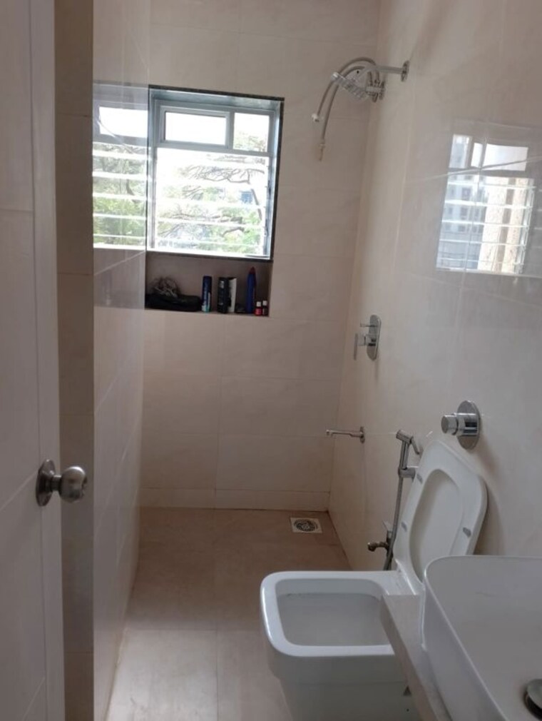 Bathroom, shubh-tirupati-apartment 2 Bedroom 750 Sq.Ft. Apartment In Andheri West Mumbai 9943423