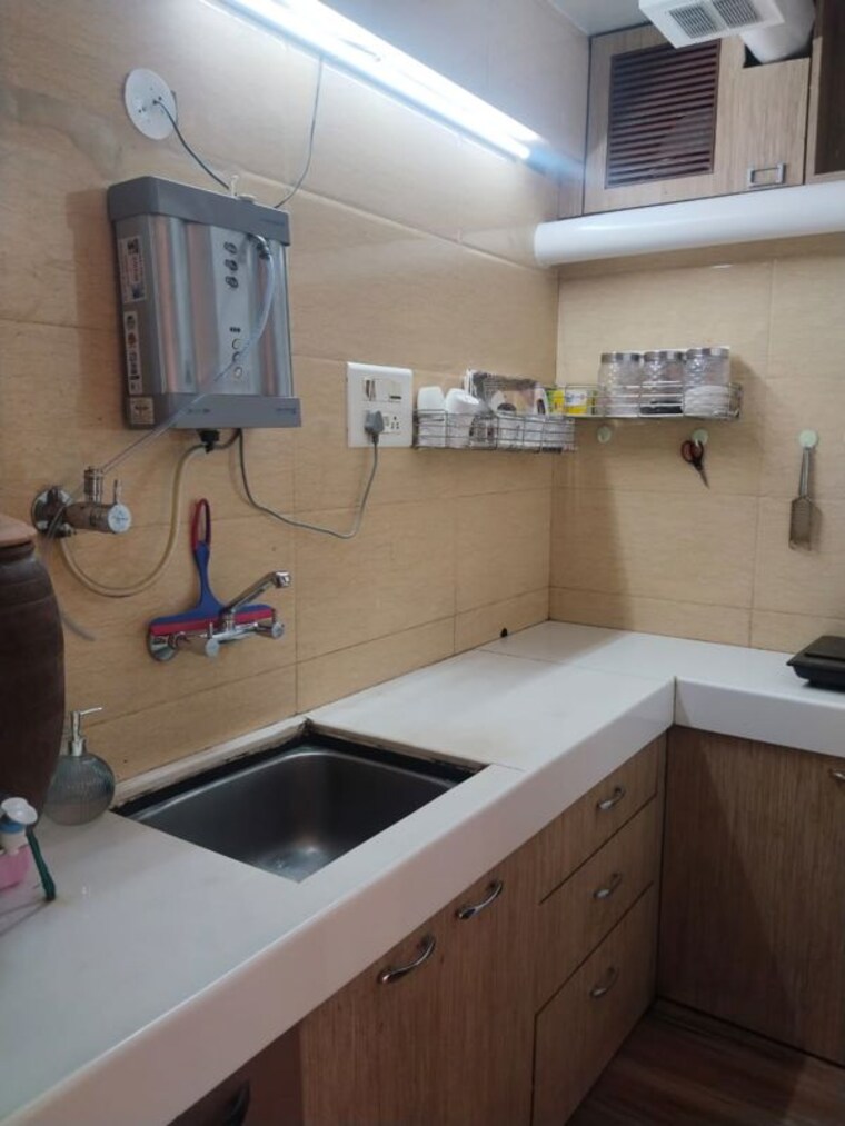 Team Area, sree-mangal-queens-tower Commercial Shop 1200 Sq.Ft. In Aundh Pune 9943430