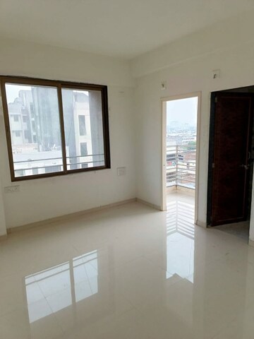 Room in 2 BHK Apartment at Chanakyapuri – for Rent