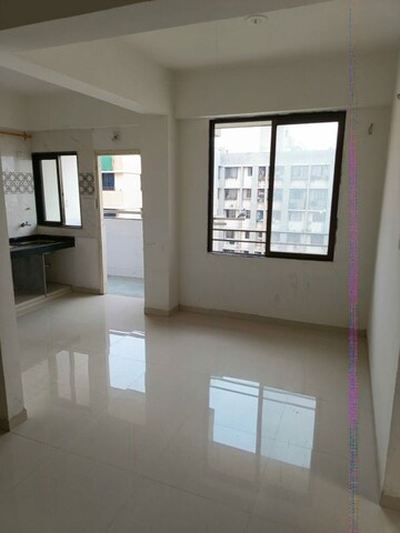 Room in 2 BHK Apartment at Chanakyapuri – for Rent
