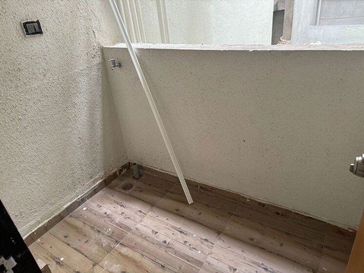 Balcony, shree-sonigara-signature-park 3 Bedroom 1100 Sq.Ft. Apartment In Wakad Pune 9943452