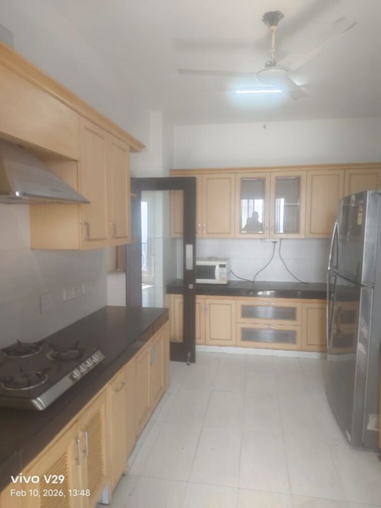 Kitchen, dlf-windsor-court 3 Bedroom 2725 Sq.Ft. Apartment In Dlf Phase iv Gurgaon 9943442