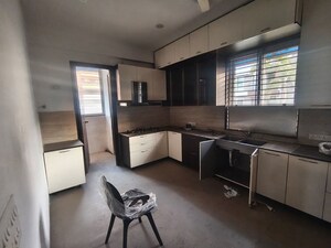 Team Area in 3 BHK Apartment at Maruti The Serenade, Jubilee Hills – for Rent