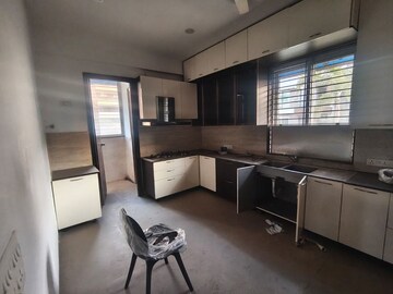 Team Area in 3 BHK Apartment at Maruti The Serenade, Jubilee Hills – for Rent