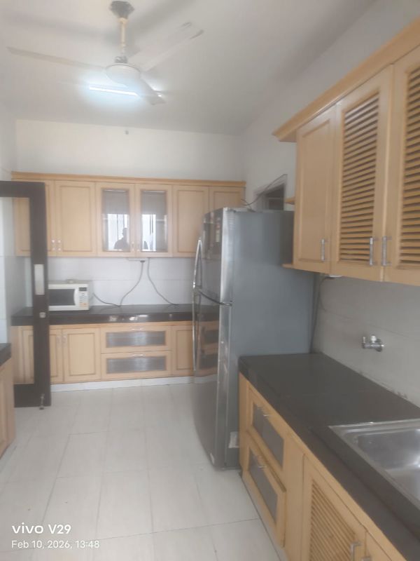 3 BHK + Servant Room Apartment For Rent in DLF Windsor Court