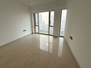 Room in 3 BHK Apartment at Lodha Parkside, Worli – for Sale