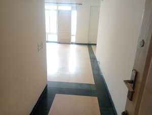 Building Lobby in 3 BHK Apartment at Bestech Park View City 1, Sector 48 – for Rent