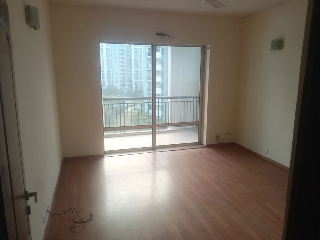 3 BHK + Pooja Room,Servant Room,Study Room,Extra Room Apartment For Sale in JMD Gardens