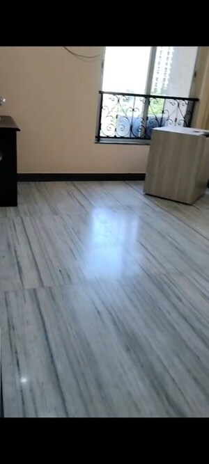 Room in 3 BHK Apartment at Hiranandani Bloomingdale, Ghodbunder Road – for Sale