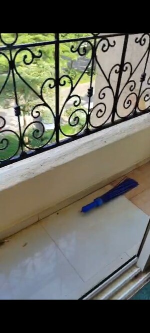 Furnished Amenities in 3 BHK Apartment at Hiranandani Bloomingdale, Ghodbunder Road – for Sale