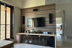 2 BHK Apartment For Rent in Mayfair Housing Hillcrest