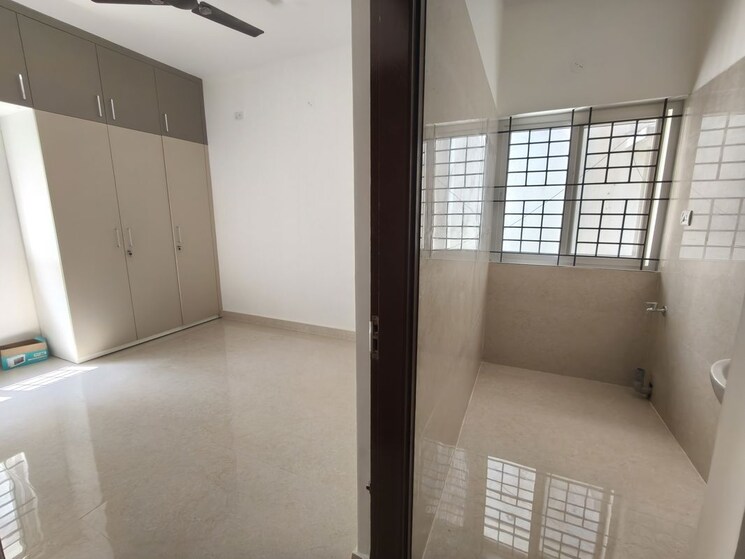 Room, defence colony 1 Bedroom 600 Sq.Ft. Builder Floor In Defence Colony Bangalore 9943970