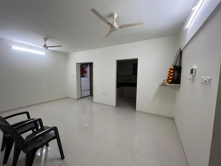 Room, hadapsar 3 Bedroom 1881 Sq.Ft. Apartment In Hadapsar Pune 9943981