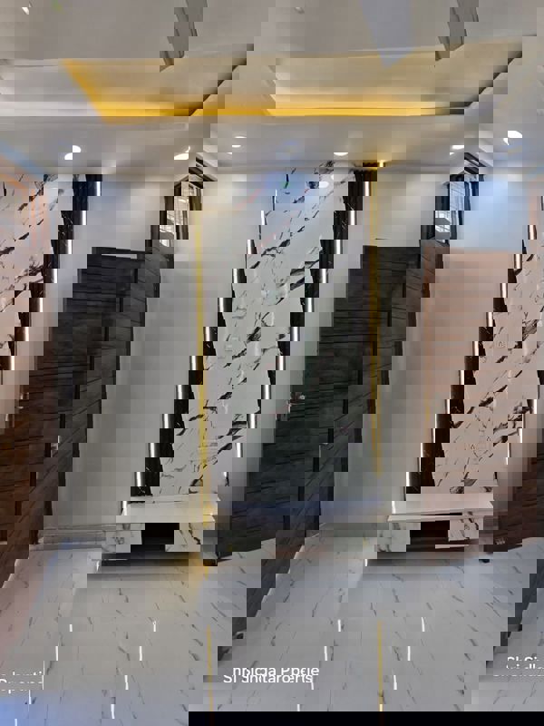 Room in 3 BHK Builder Floor at Rajouri Garden – for Sale