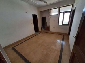 Room in 2 BHK Apartment at Virar West – for Rent