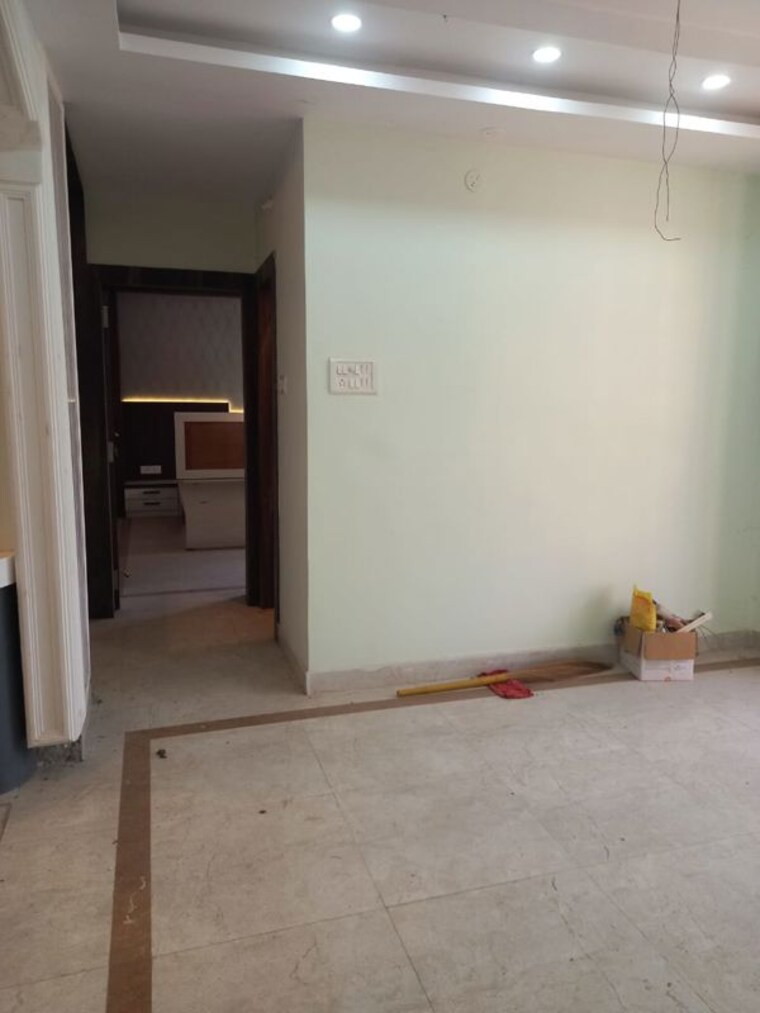 Room, bariatu 3 Bedroom 1740 Sq.Ft. Apartment In Bariatu Ranchi 9944047