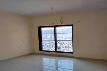 1 RK Apartment For Rent in Mayfair Housing Hillcrest, Vikhroli West