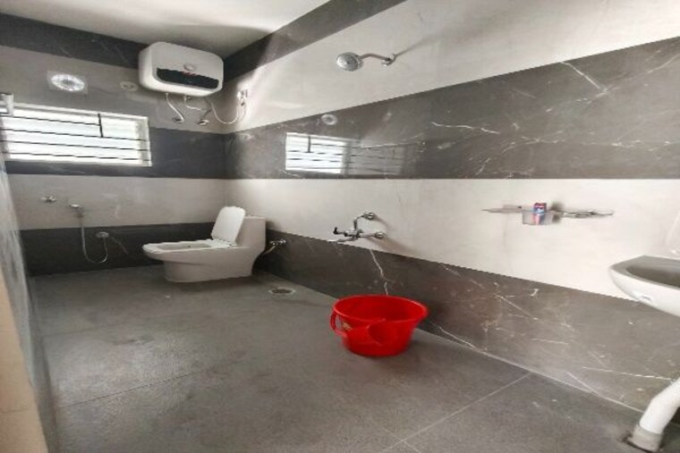  Parking, defence colony 1 Bedroom 600 Sq.Ft. Builder Floor In Defence Colony Bangalore 9944266