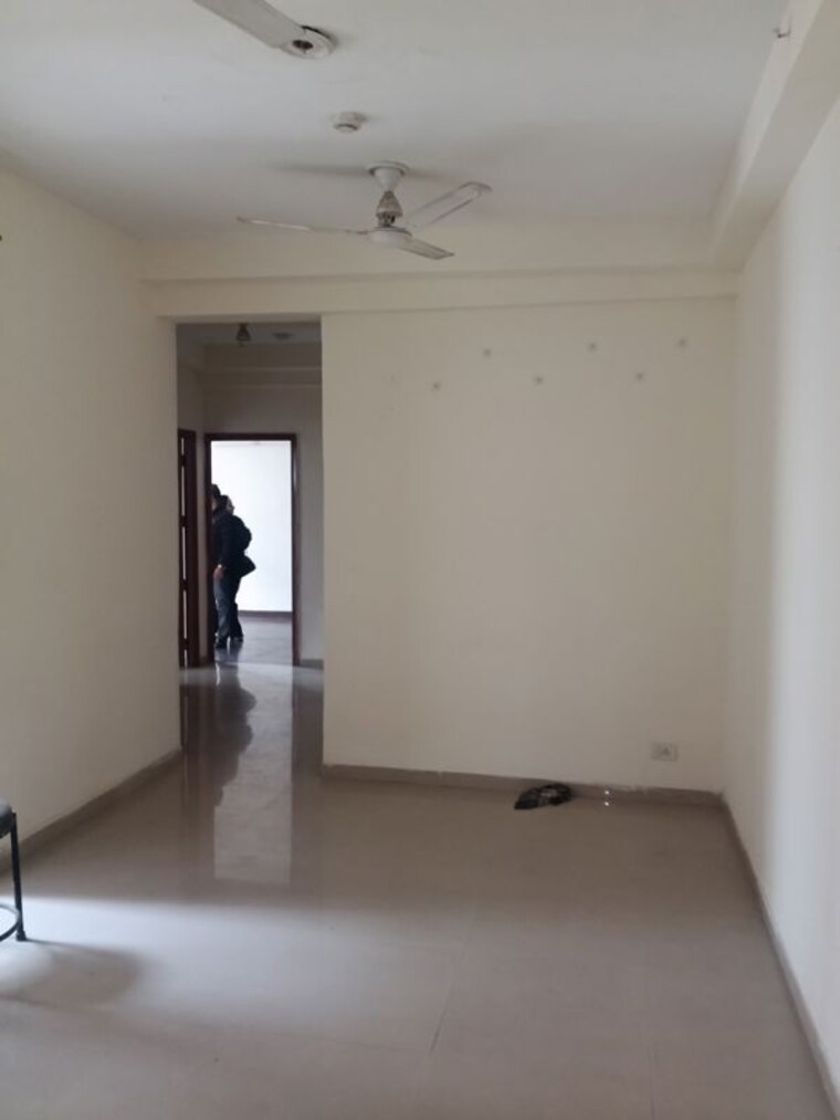 Room, mahagun-mywoods-iii 3 Bedroom 1225 Sq.Ft. Apartment In Sector 16c Greater Noida Greater Noida 9944268