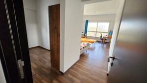 Room in 5 BHK Apartment at Kolte Patil Stargaze, Bavdhan – for Rent