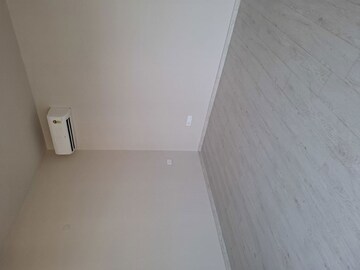 Furnished Amenities in 3 BHK Apartment at Krisumi Waterfall Suites, Sector 36a – for Sale