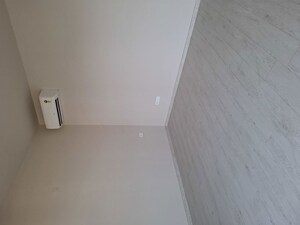 Furnished Amenities in 3 BHK Apartment at Krisumi Waterfall Suites, Sector 36a – for Sale